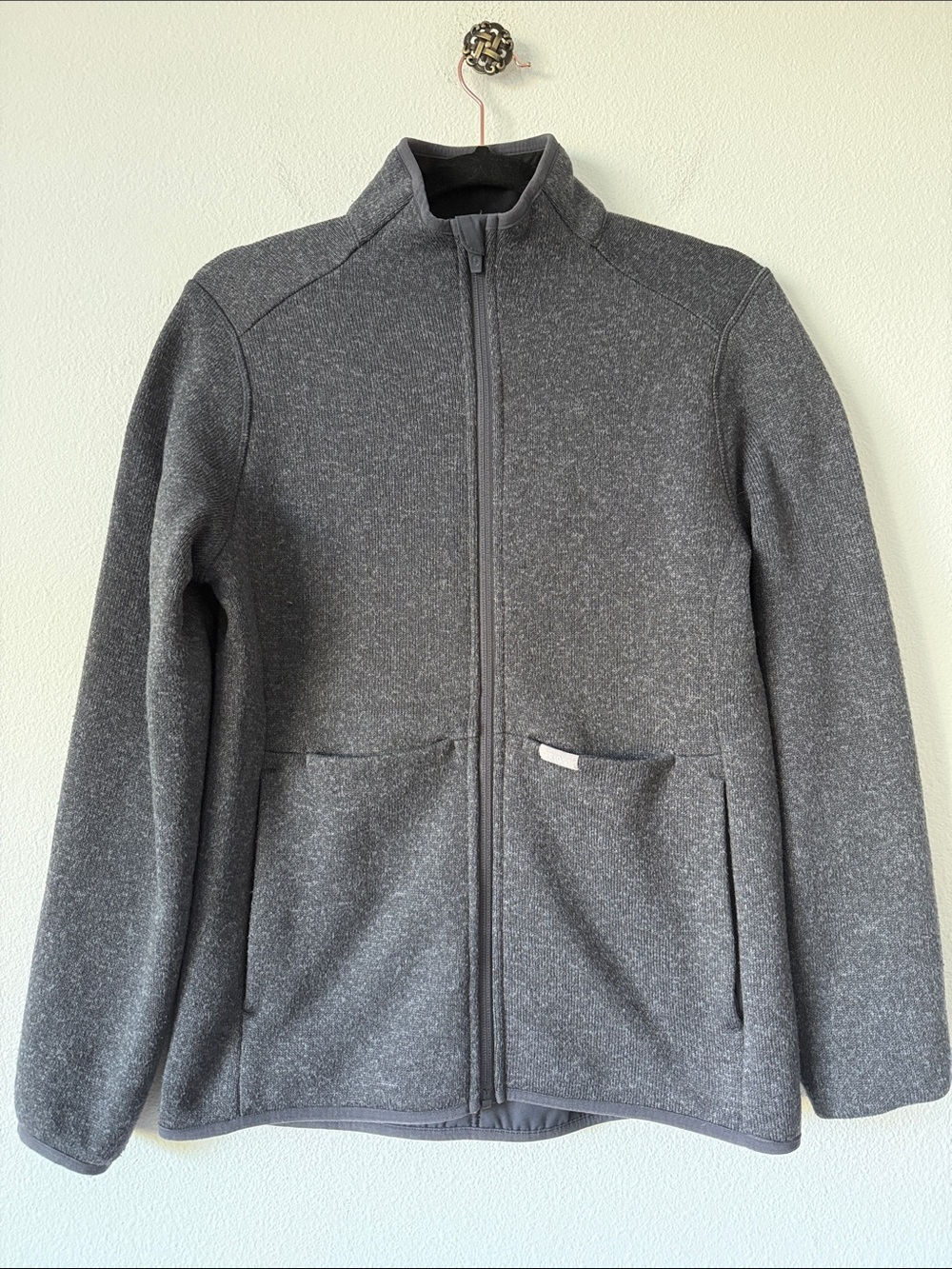 Figs Women Heathered Dark Gray Full-Zip Sweater Jacket - Picture 2 of 11